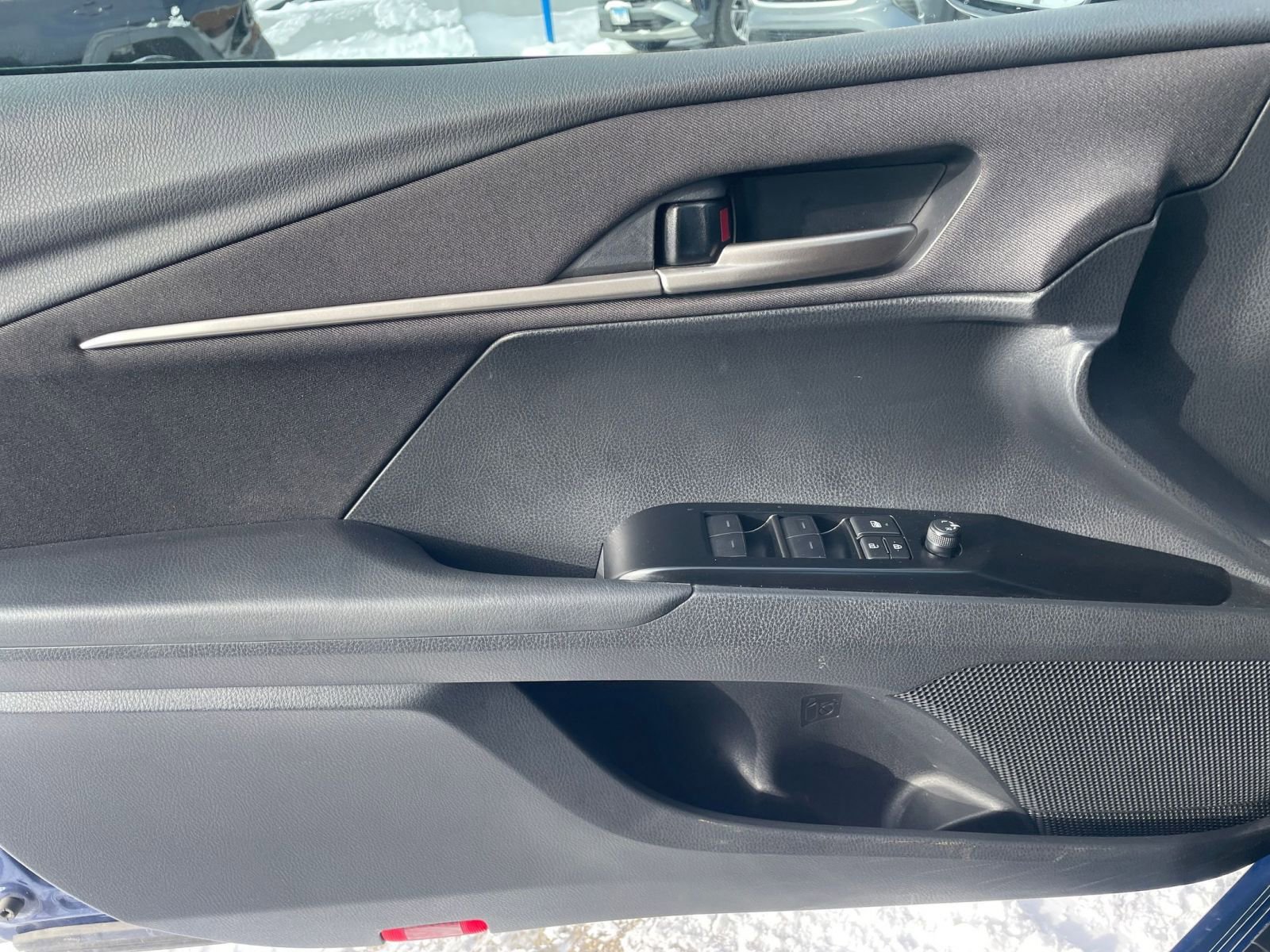 Used 2025 Toyota Camry LE image 20