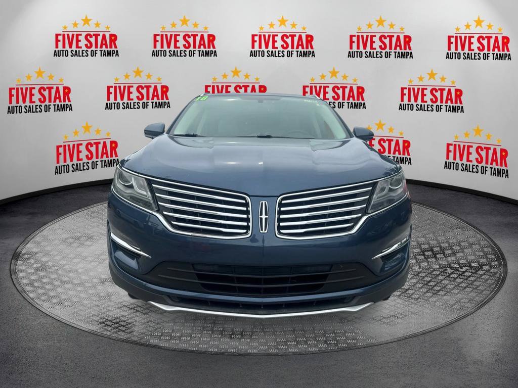 Used 2018 Lincoln MKC Select w/ Select Plus Package AWD/4WD image 2