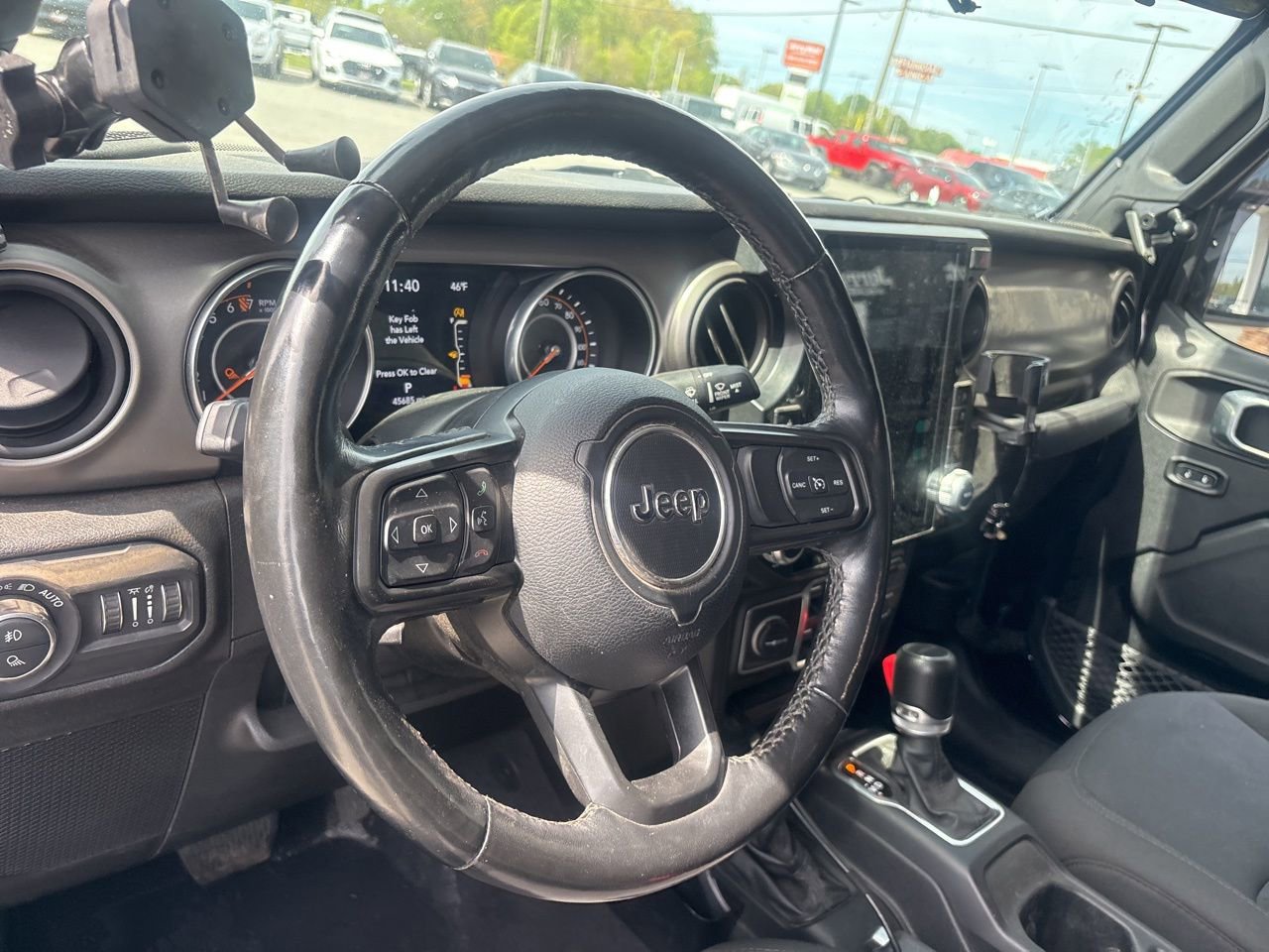 Used 2021 Jeep Gladiator Willys image 4
