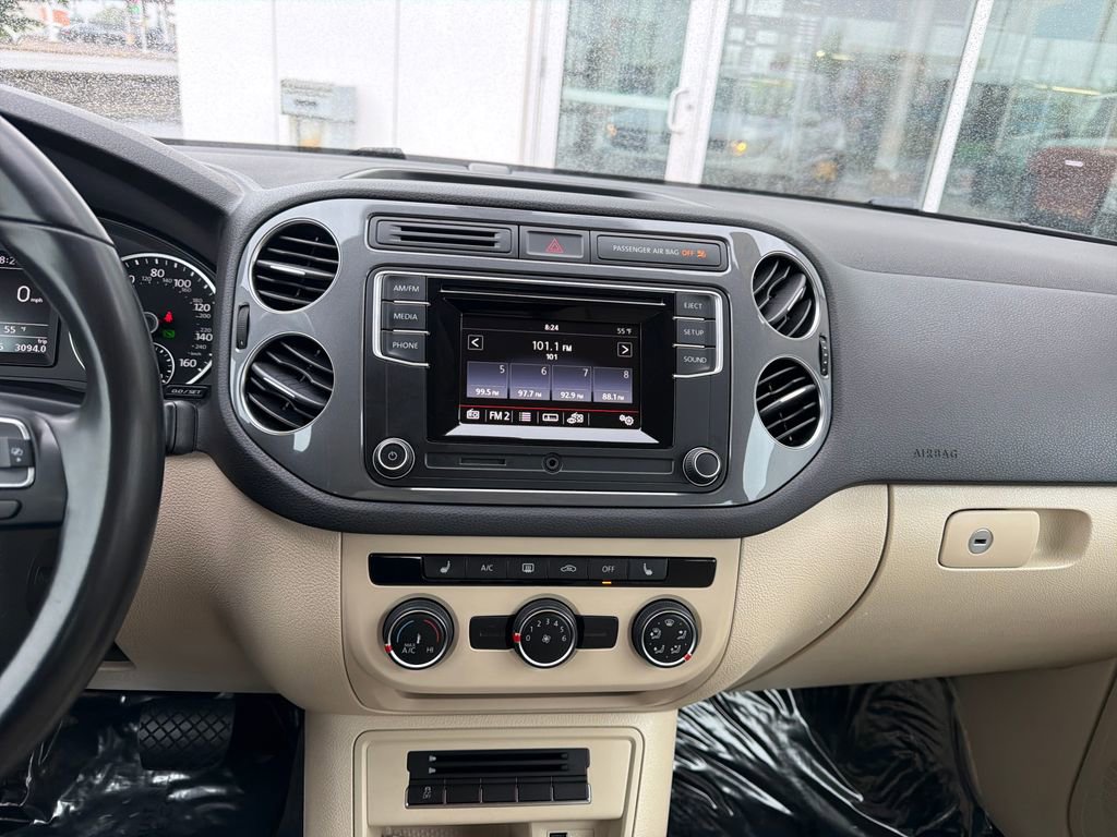 Used 2016 Volkswagen Tiguan S AWD/4WD image 18
