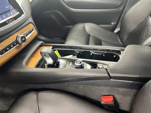 Used 2023 Volvo XC90 B6 Plus w/ Protection Package Premier AWD/4WD image 15