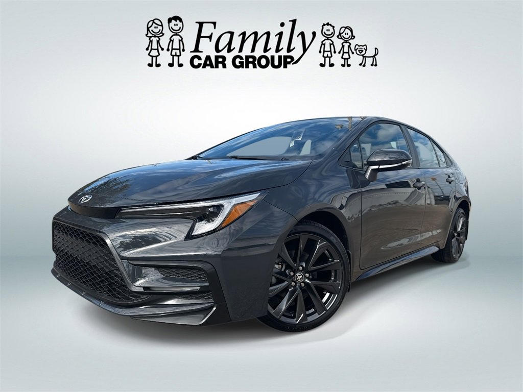 Used 2025 Toyota Corolla SE video 1