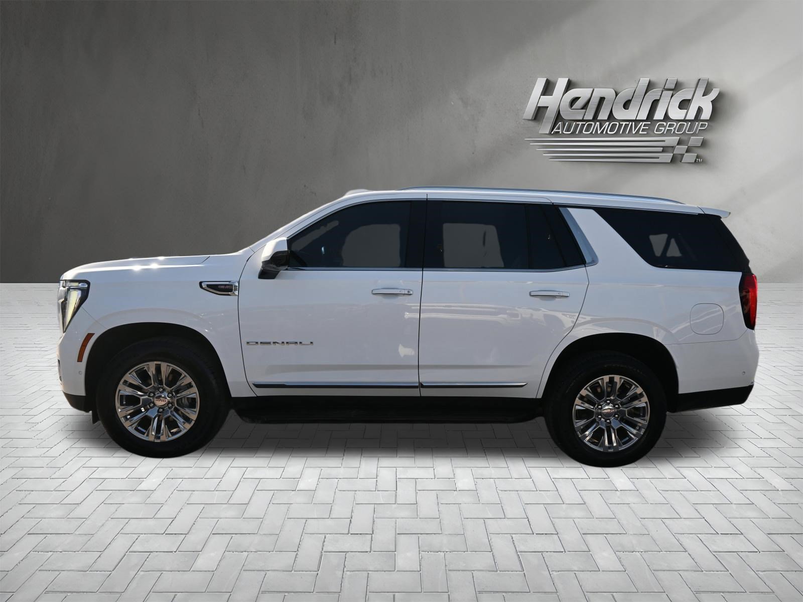 Used 2025 GMC Yukon Denali AWD/4WD image 7