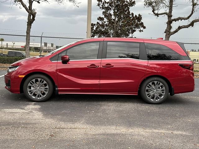 New 2026 Honda Odyssey Touring image 6