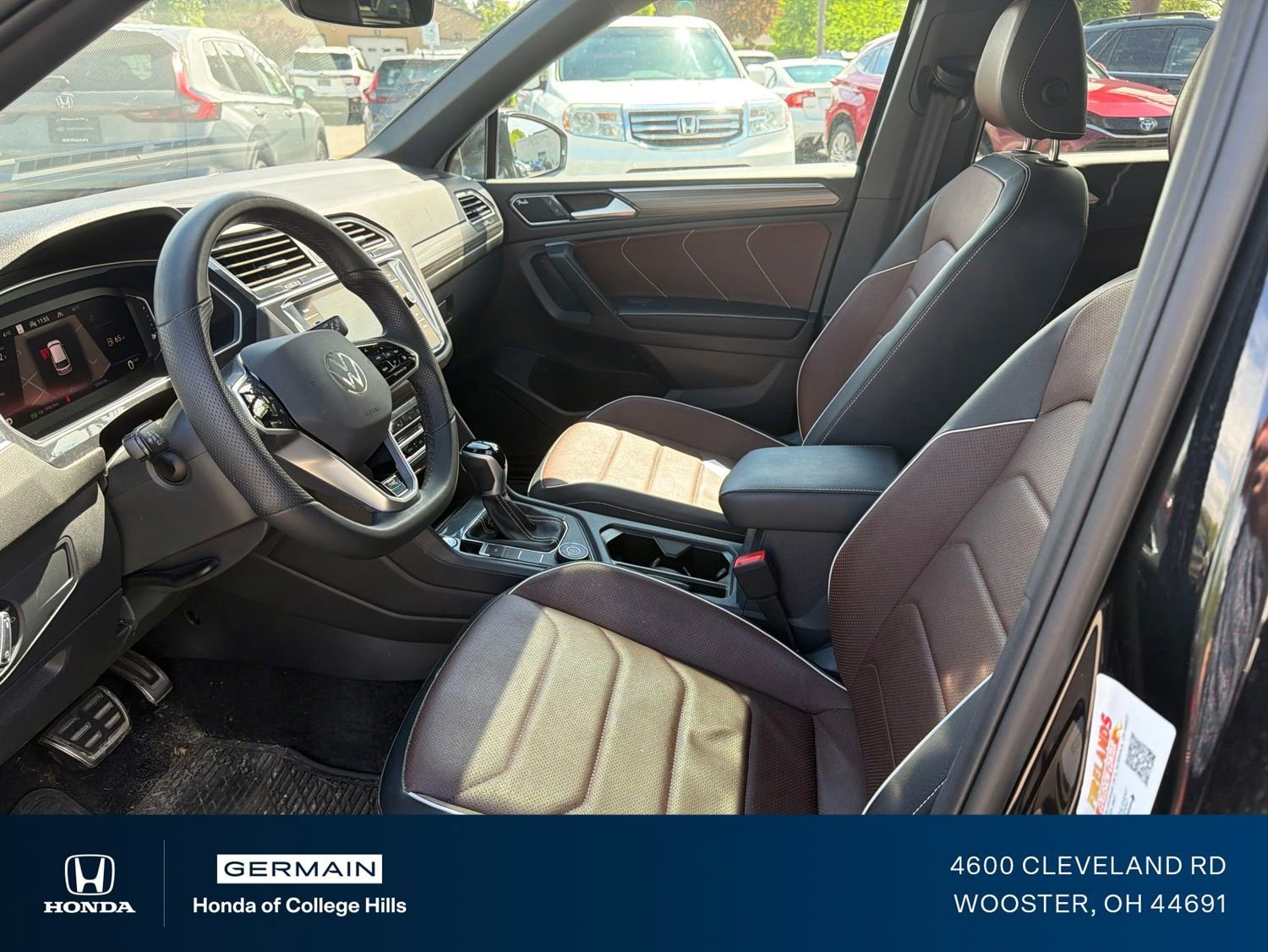 Used 2024 Volkswagen Tiguan SEL R-Line AWD/4WD image 13