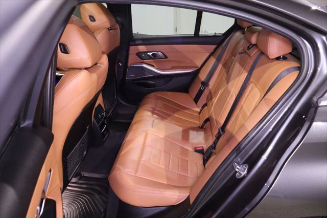 Used 2021 BMW 330i Sedan w/ Premium Package RWD image 29