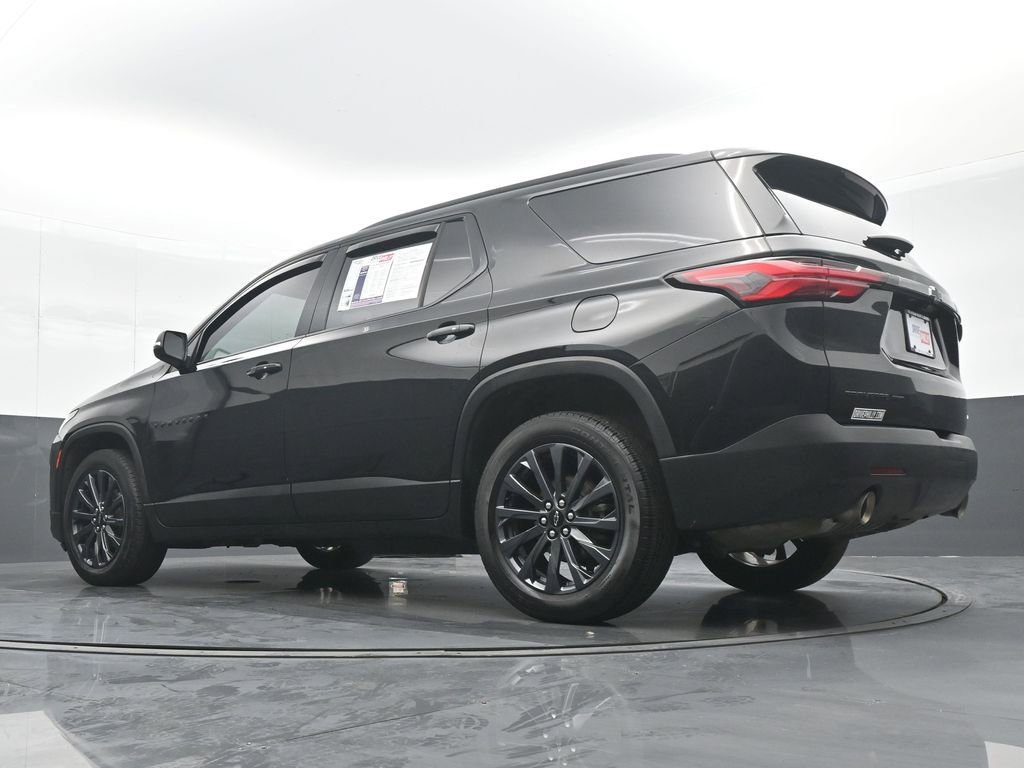 Used 2023 Chevrolet Traverse RS image 29