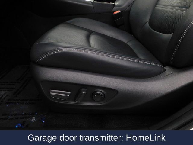 Used 2022 Toyota RAV4 Limited image 24