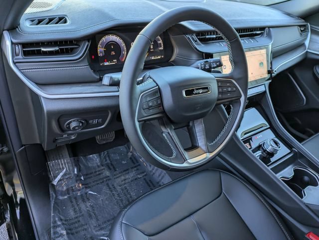 New 2026 Jeep Grand Cherokee Limited AWD/4WD image 13