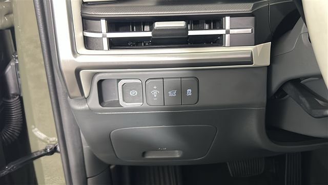 Used 2024 Hyundai Santa Fe SEL FWD image 19