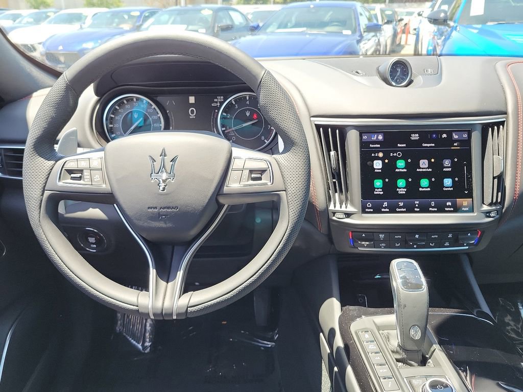 New 2024 Maserati Levante GT Ultima image 5