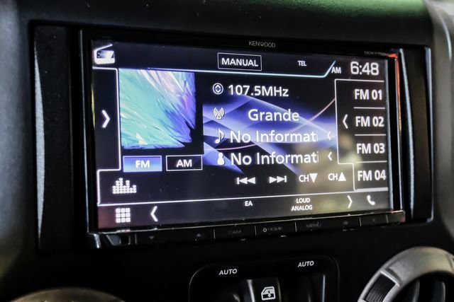 Used 2017 Jeep Wrangler Unlimited Willys image 26