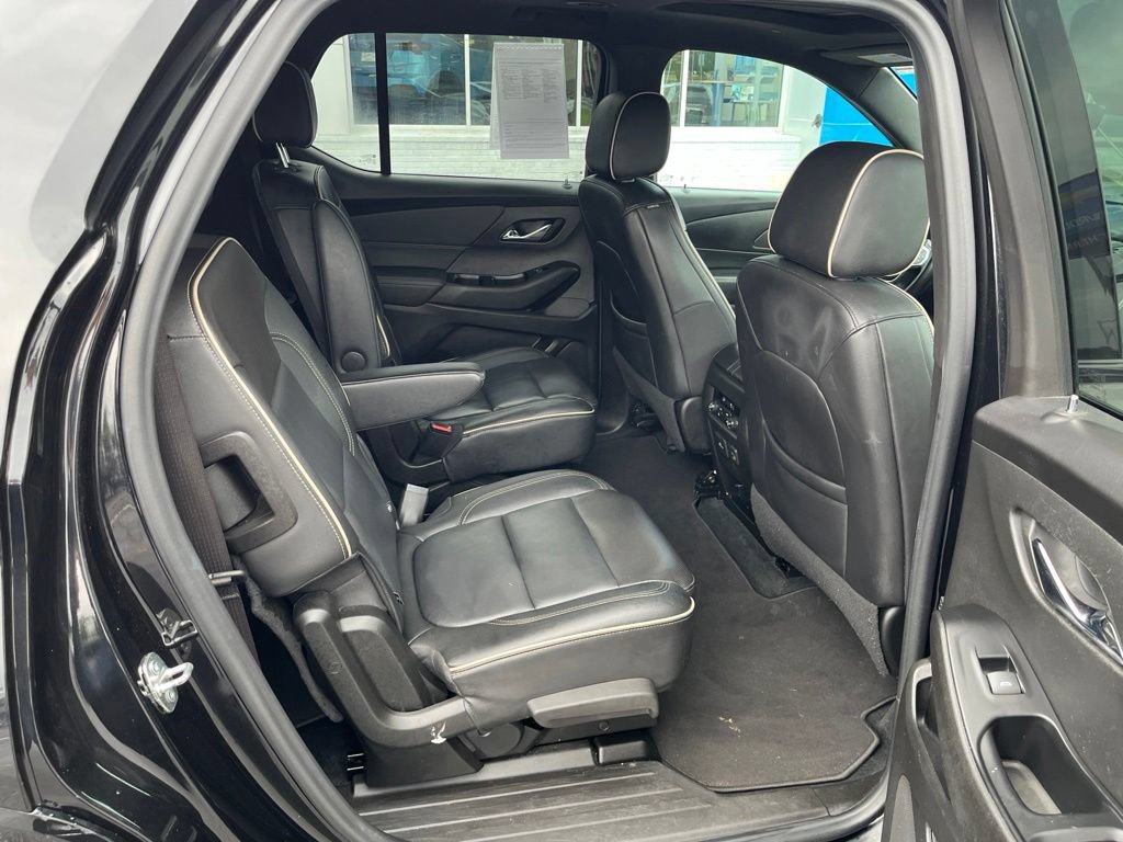 Used 2023 Chevrolet Traverse Premier w/ Redline Edition FWD image 58