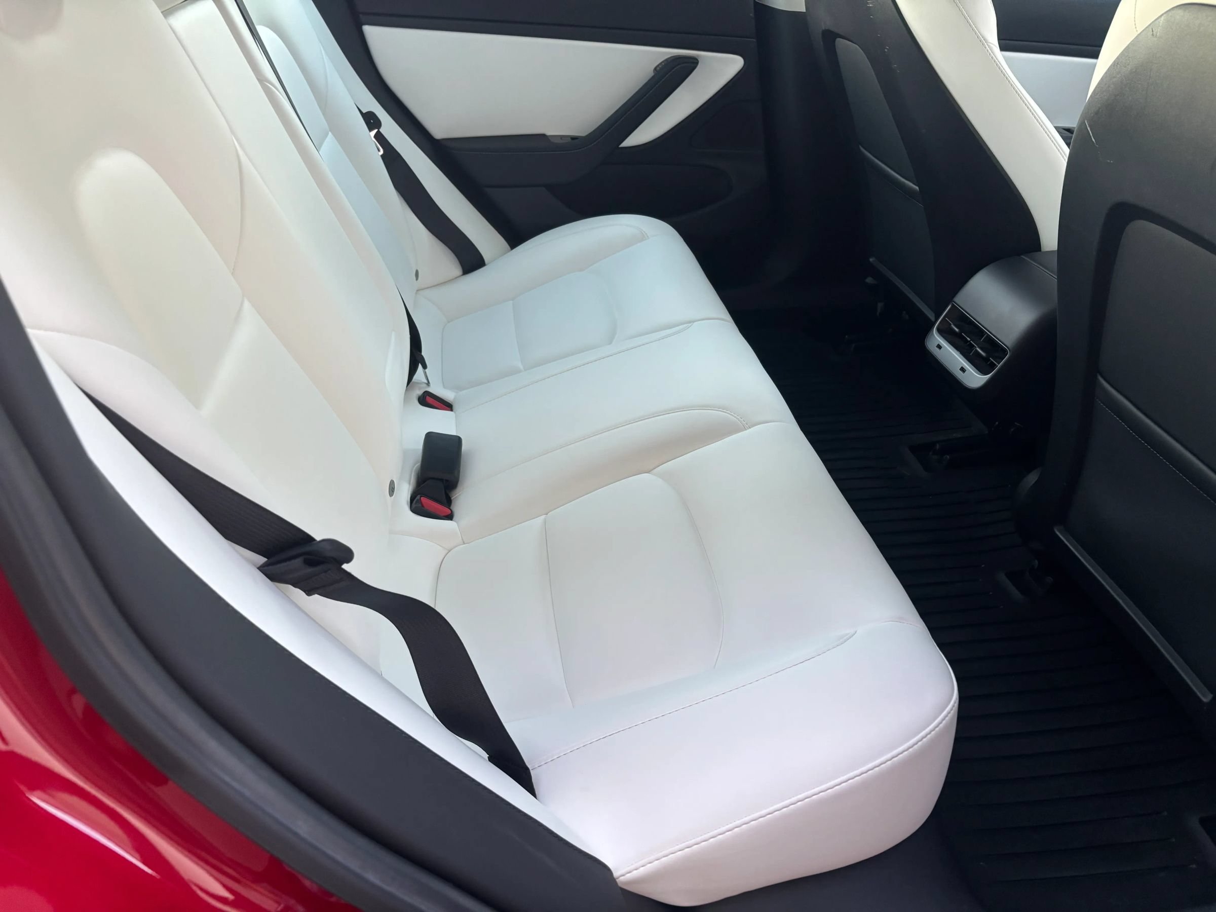 Used 2020 Tesla Model 3 Long Range AWD/4WD image 14
