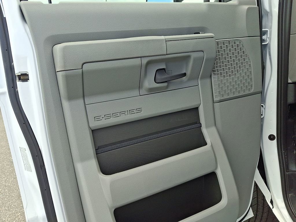 New 2026 Ford E-350 and Econoline 350 Super Duty w/ Power Equipment Group image 6