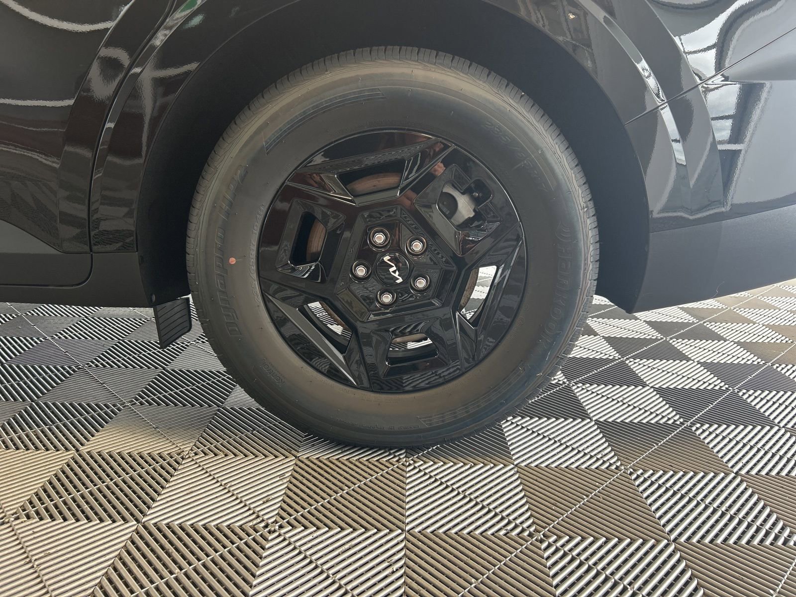 New 2025 Kia Carnival image 8