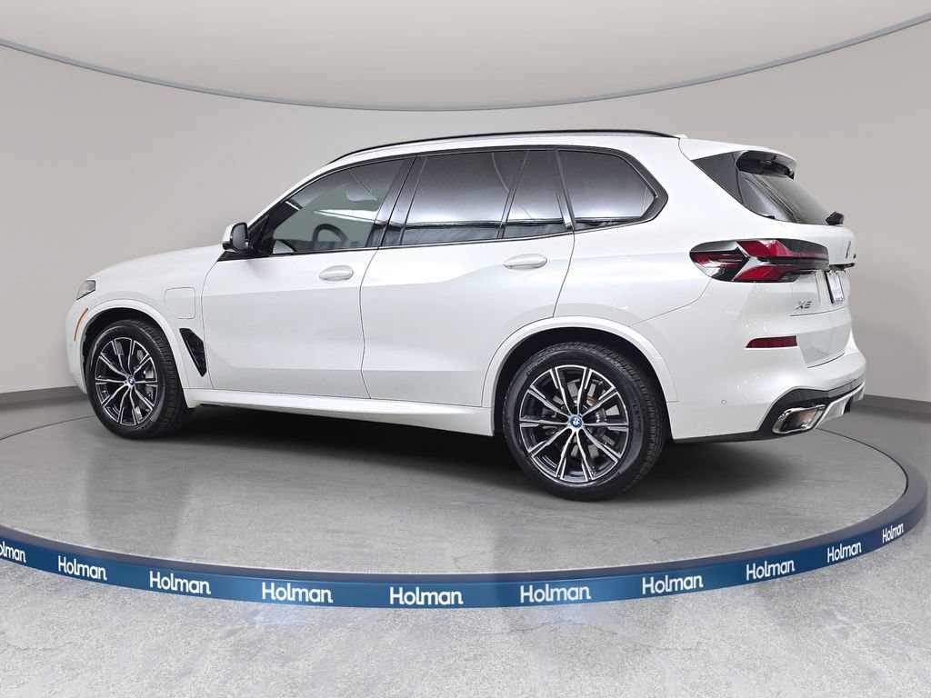 Certified 2024 BMW X5 xDrive50e w/ M Sport Package AWD/4WD image 7