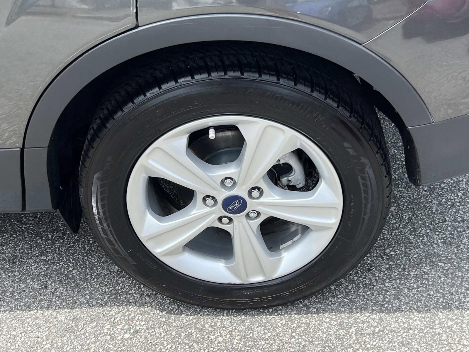 Used 2015 Ford Escape SE FWD image 19