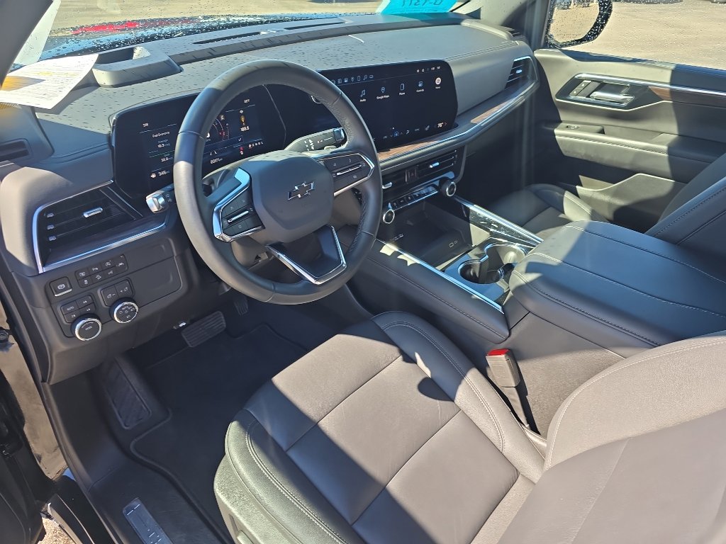 Certified 2025 Chevrolet Suburban Z71 image 10
