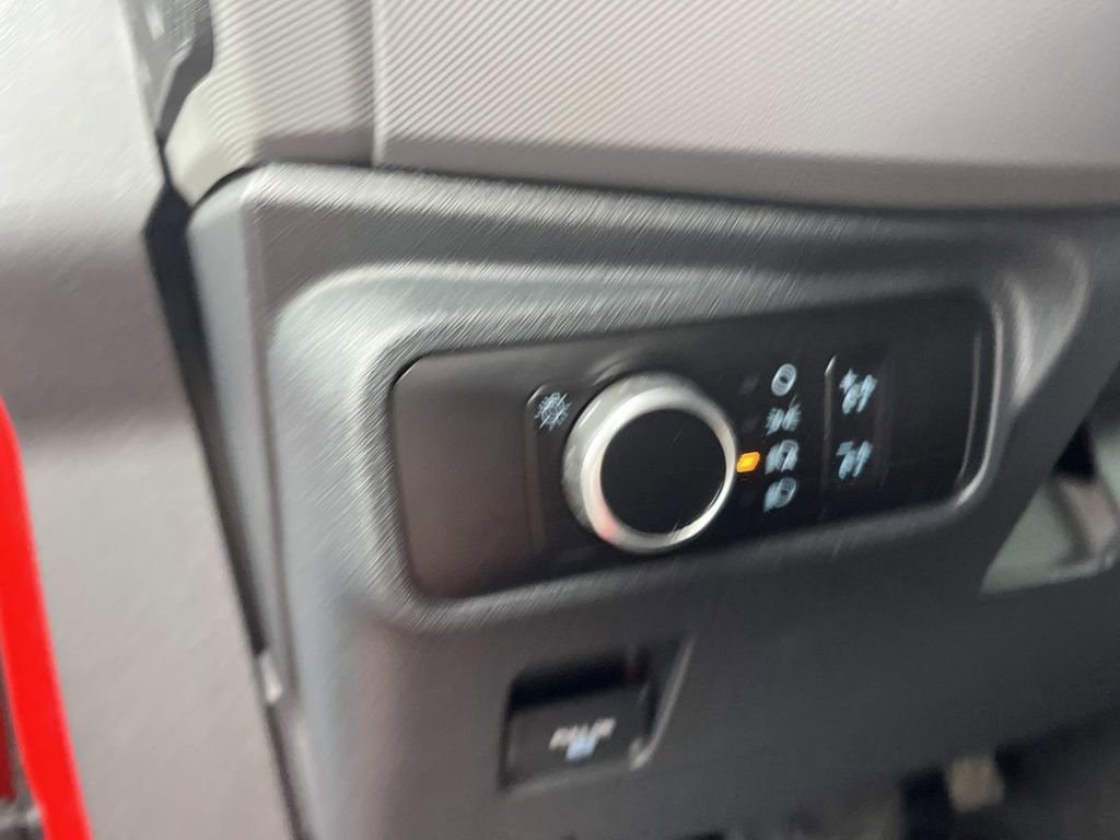 Used 2023 Ford Bronco 4-Door image 28