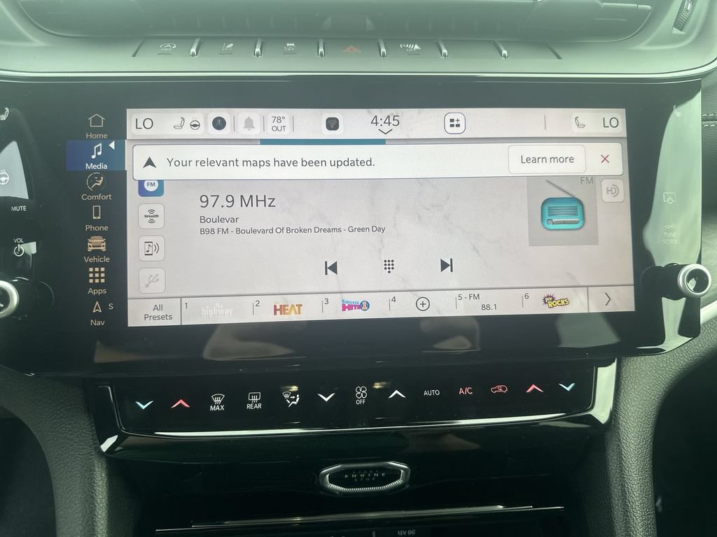 New 2026 Jeep Grand Cherokee L 4WD image 23