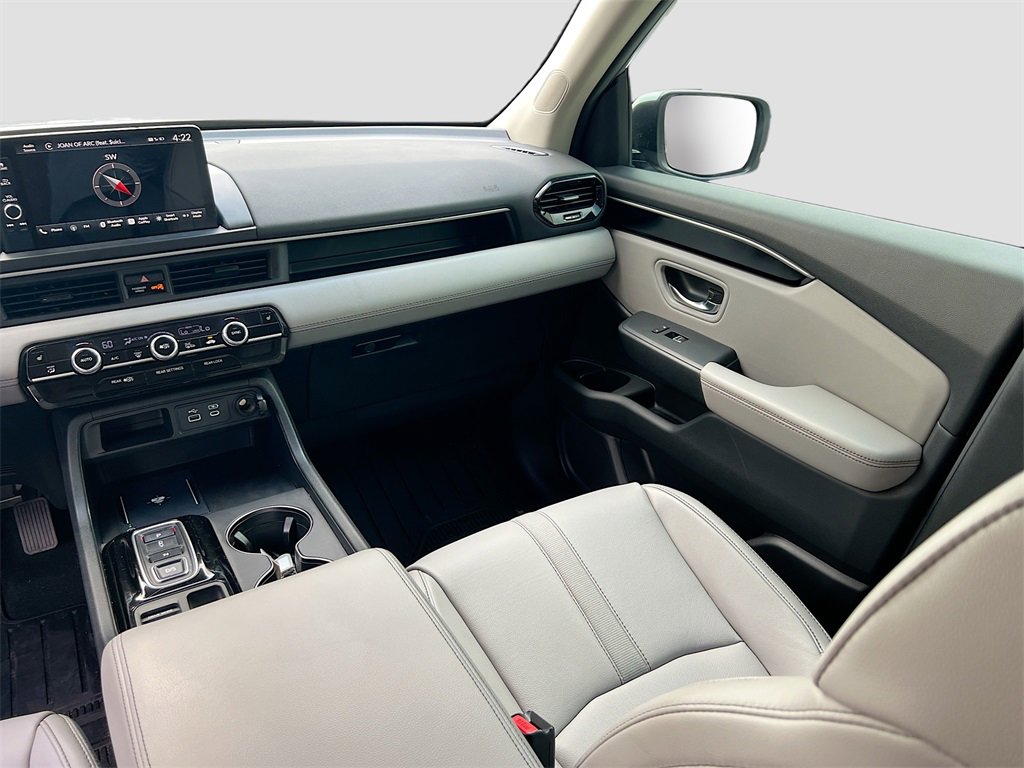 Used 2025 Honda Pilot EX-L image 23