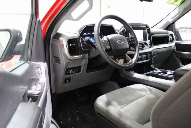 Used 2022 Ford F150 XLT image 2