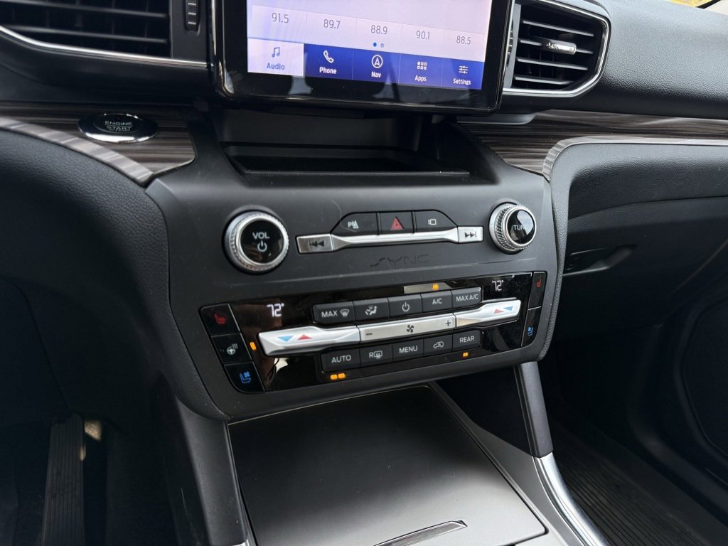 Used 2020 Ford Explorer Limited w/ Class III Trailer Tow Package image 18