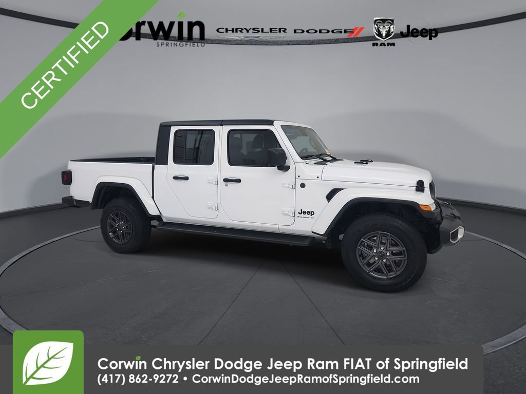 Used 2024 Jeep Gladiator Sport image 1