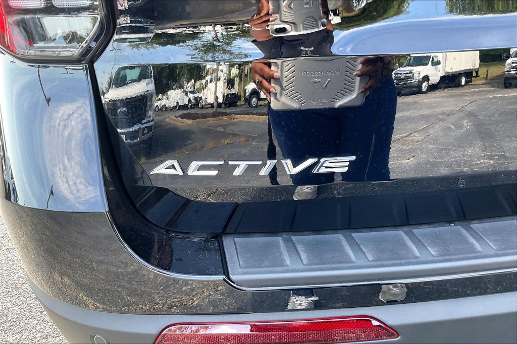 New 2026 Ford Explorer Active RWD image 9