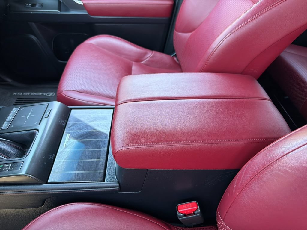 Used 2022 Lexus GX 460 Luxury w/ Sport Design Package AWD/4WD image 14