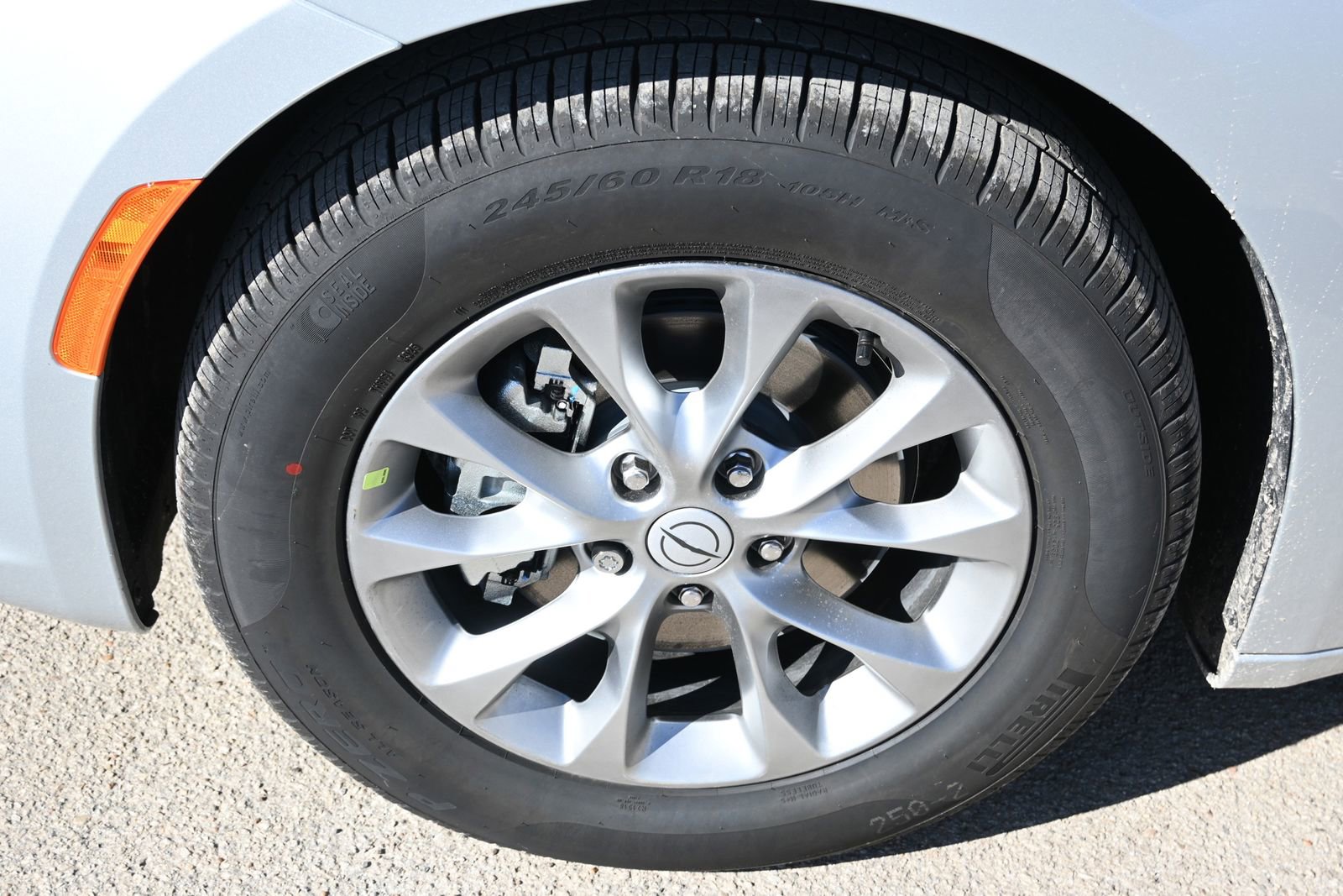 New 2026 Chrysler Pacifica Limited image 6