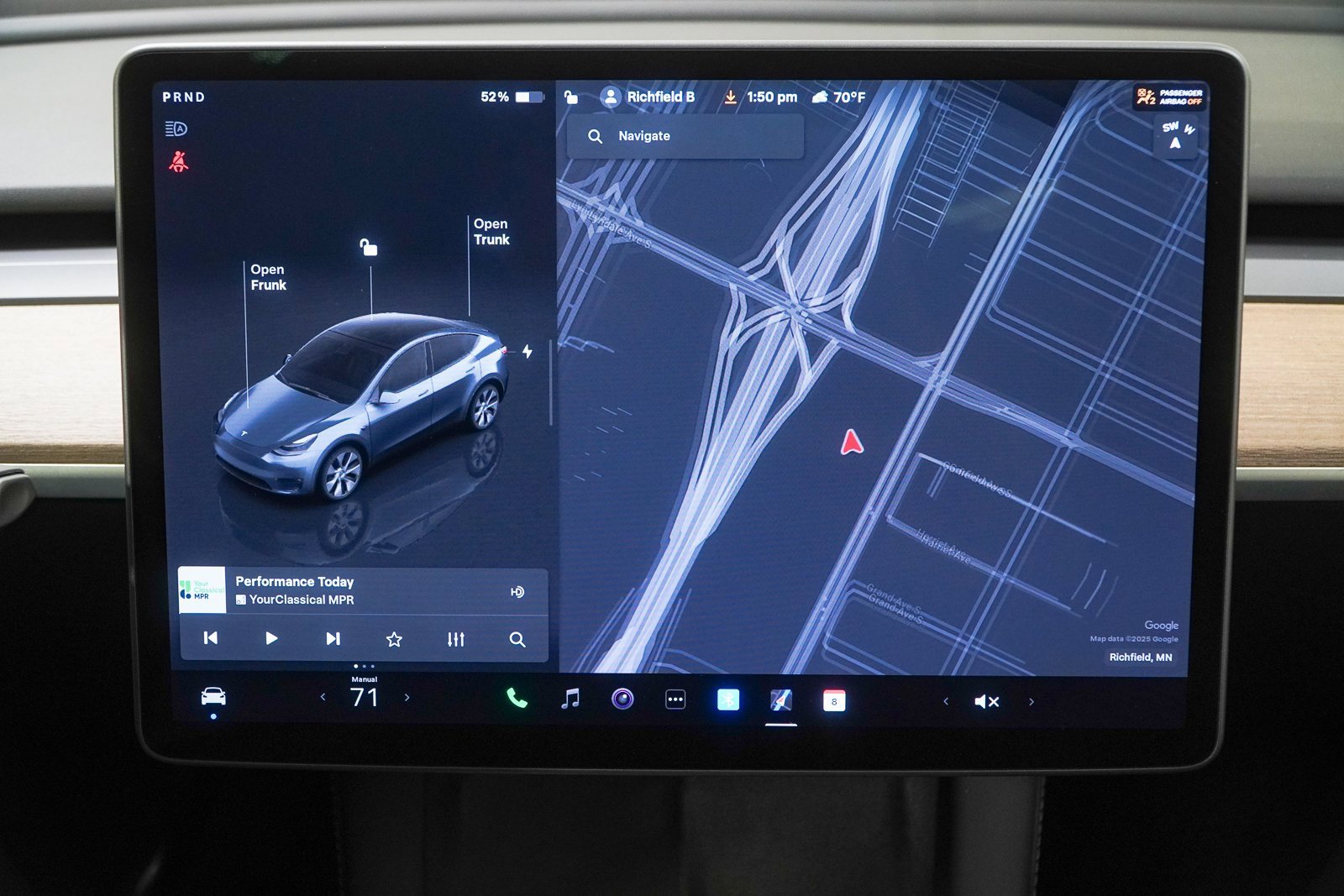 Used 2023 Tesla Model Y Long Range image 29