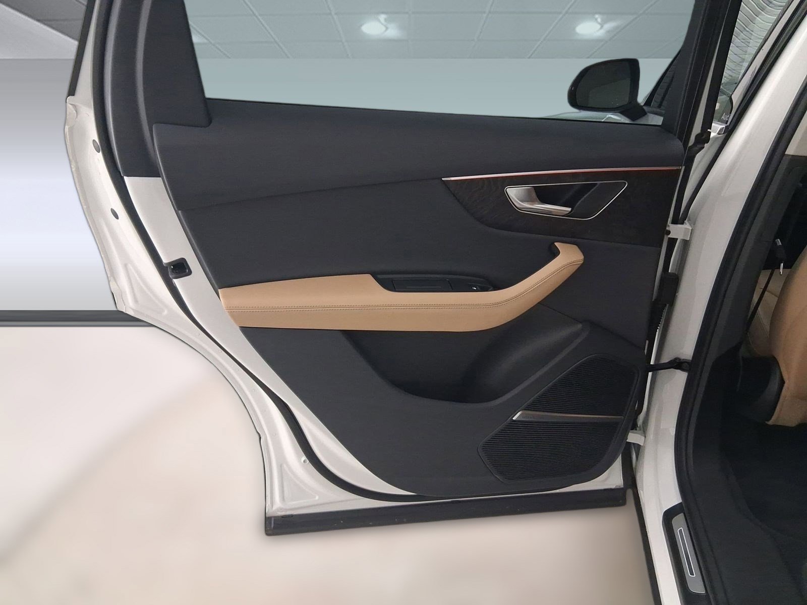 Certified 2025 Audi Q7 Premium Plus w/ Premium Plus Package image 27