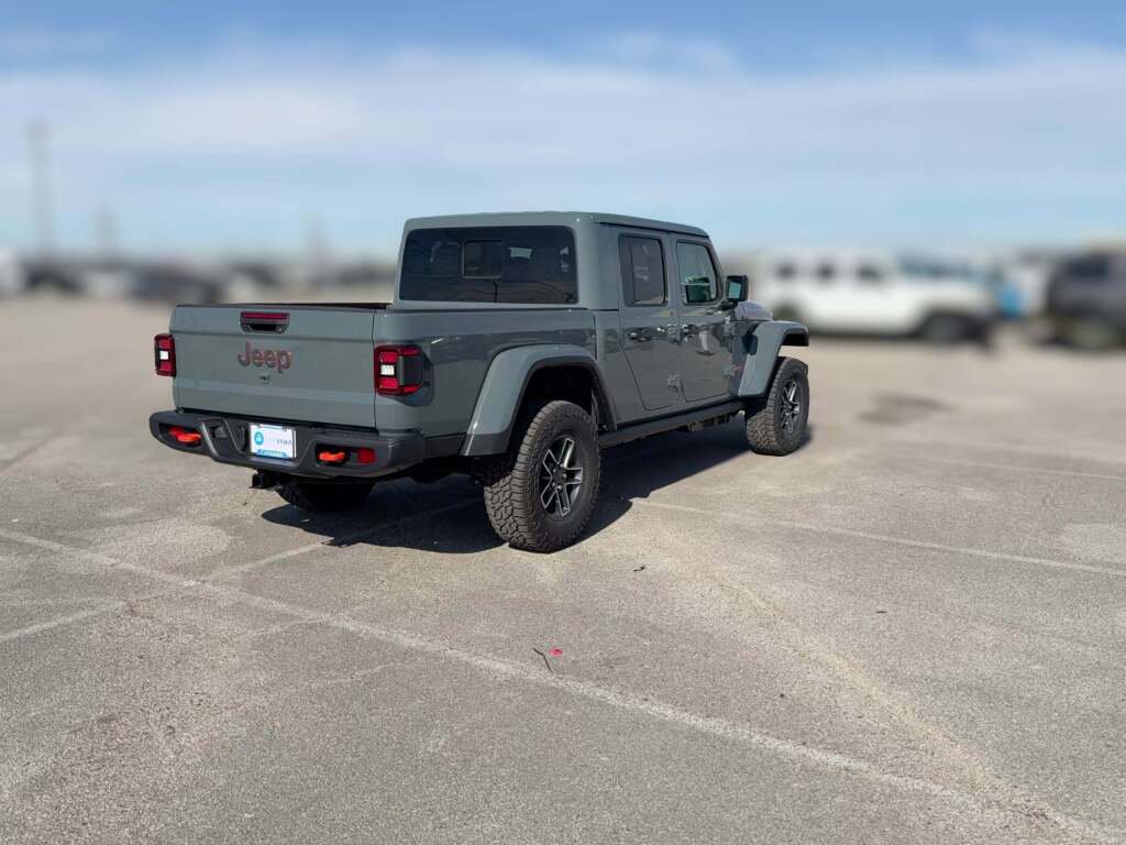 New 2026 Jeep Gladiator Mojave image 12