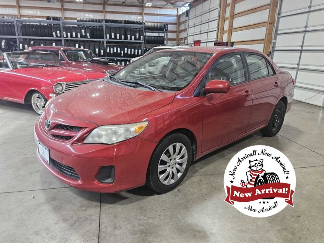 Used 2012 Toyota Corolla LE FWD image 1