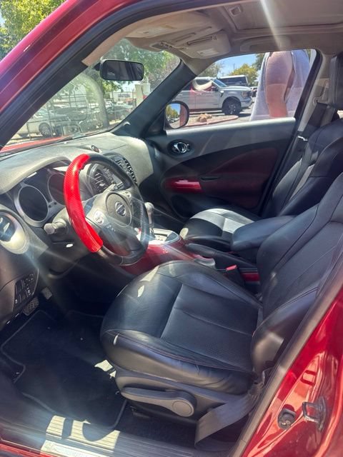 Used 2014 Nissan Juke SL w/ Interior Illumination Package AWD/4WD image 4
