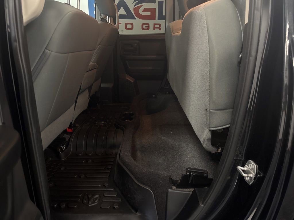 Used 2017 RAM 1500 Express w/ Black Ram 1500 Express Group image 30