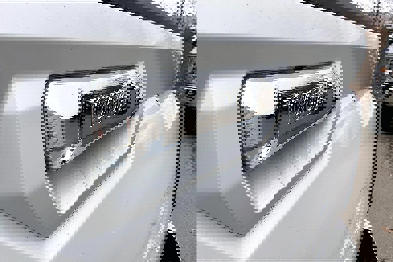 Used 2023 Toyota Tundra Limited image 29