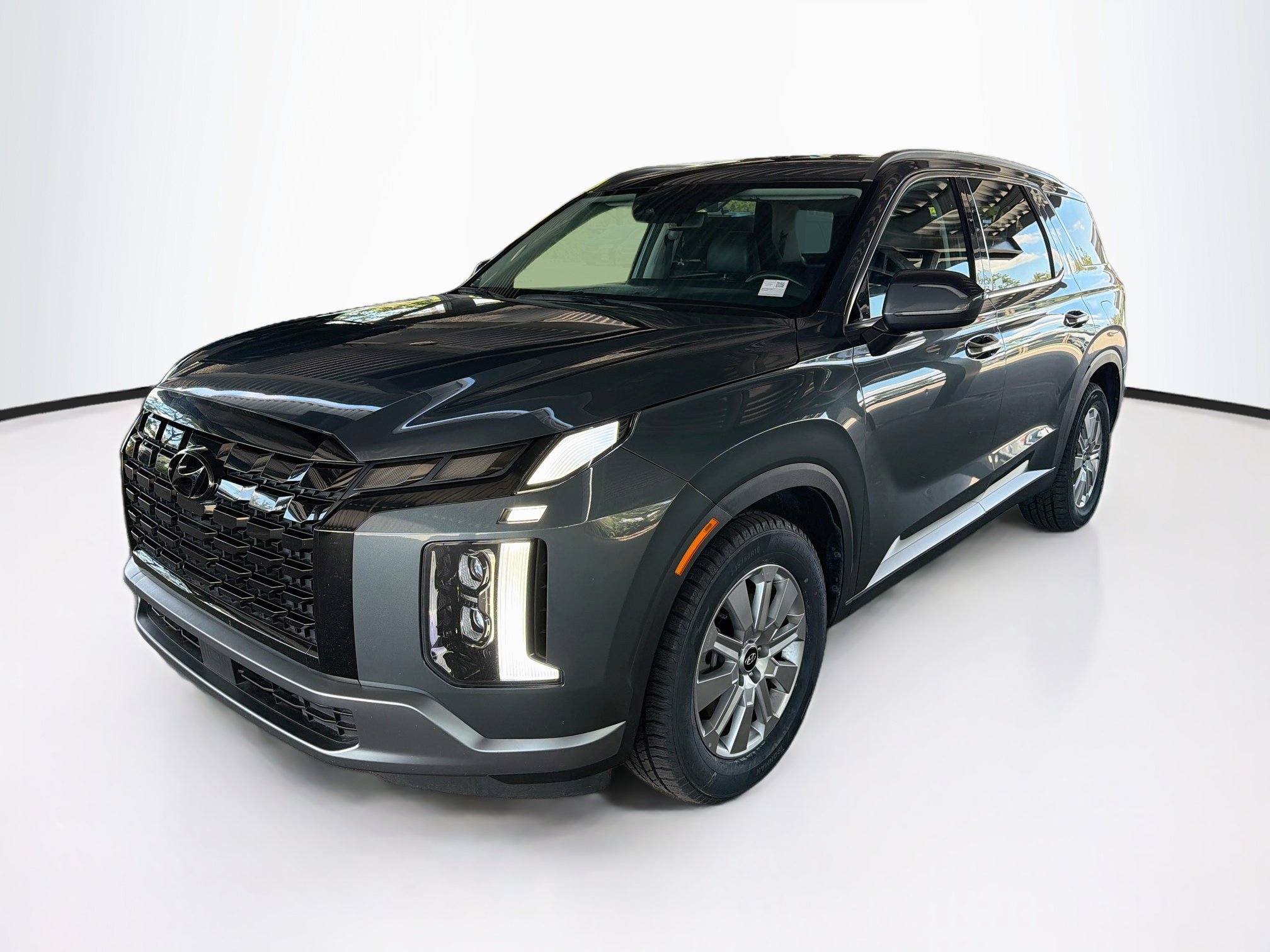 Used 2025 Hyundai Palisade SEL AWD/4WD image 3