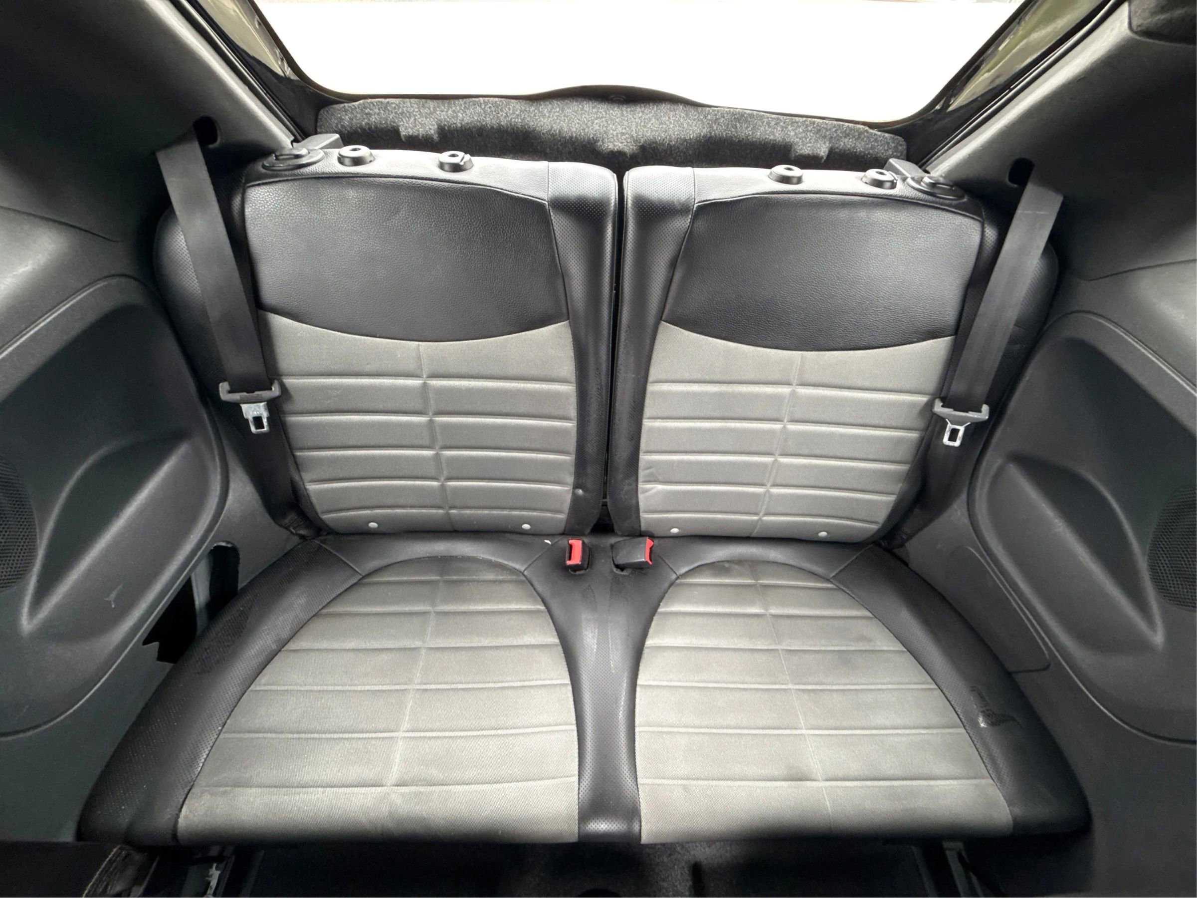 Used 2013 FIAT 500 Abarth w/ Comfort/Convenience Group image 16