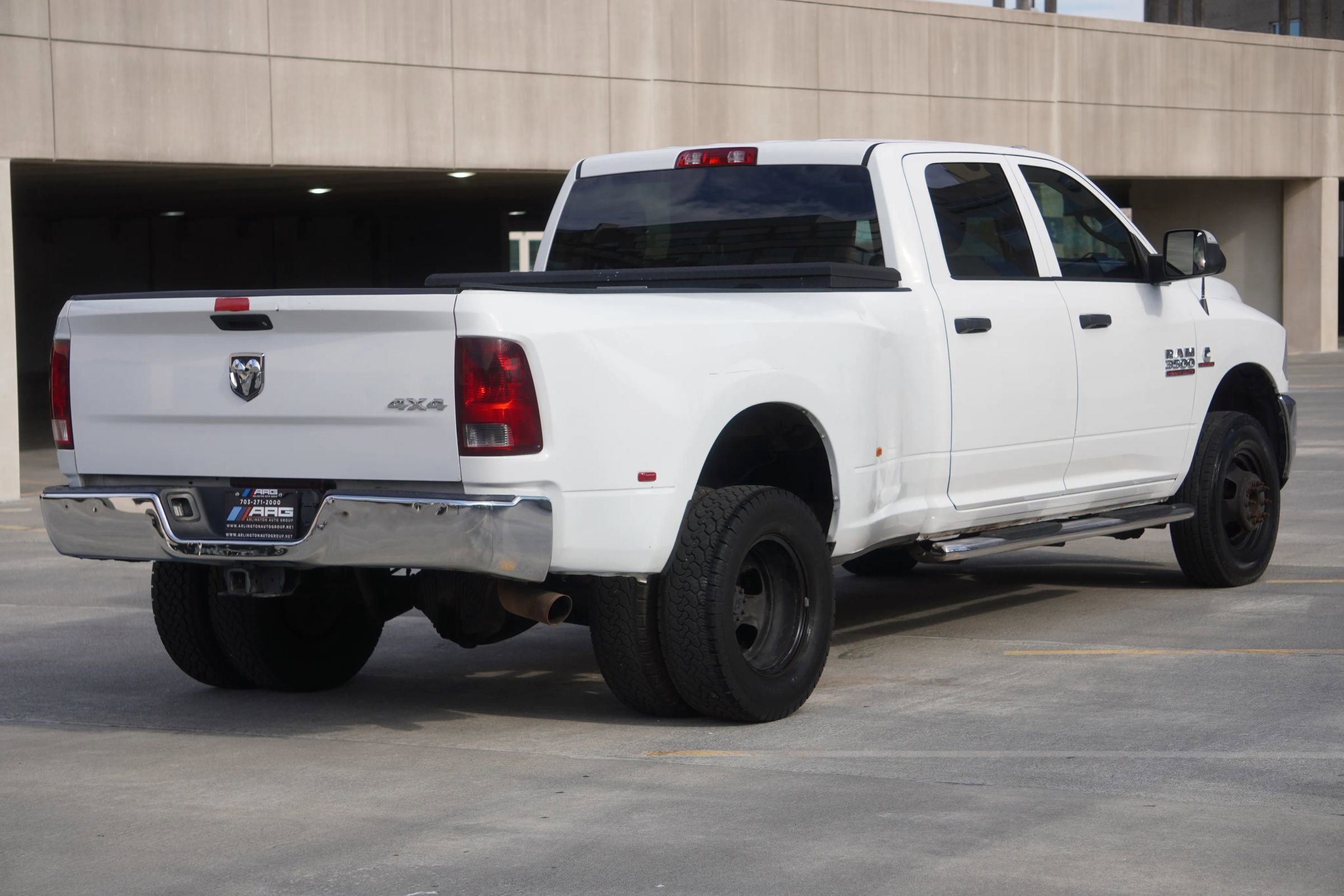 Used 2018 RAM 3500 Tradesman w/ Chrome Appearance Group image 14