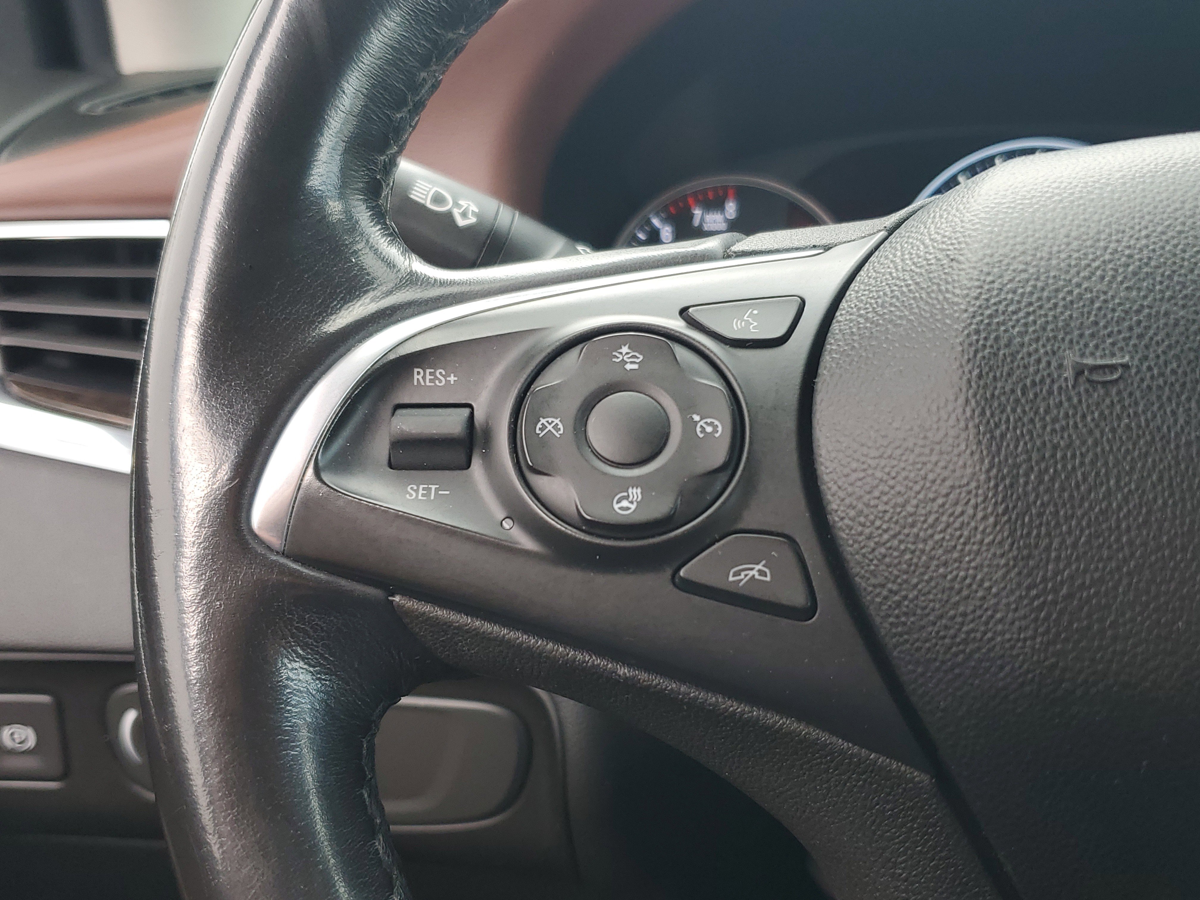 Used 2019 Buick Enclave Avenir w/ Avenir Technology Package image 26