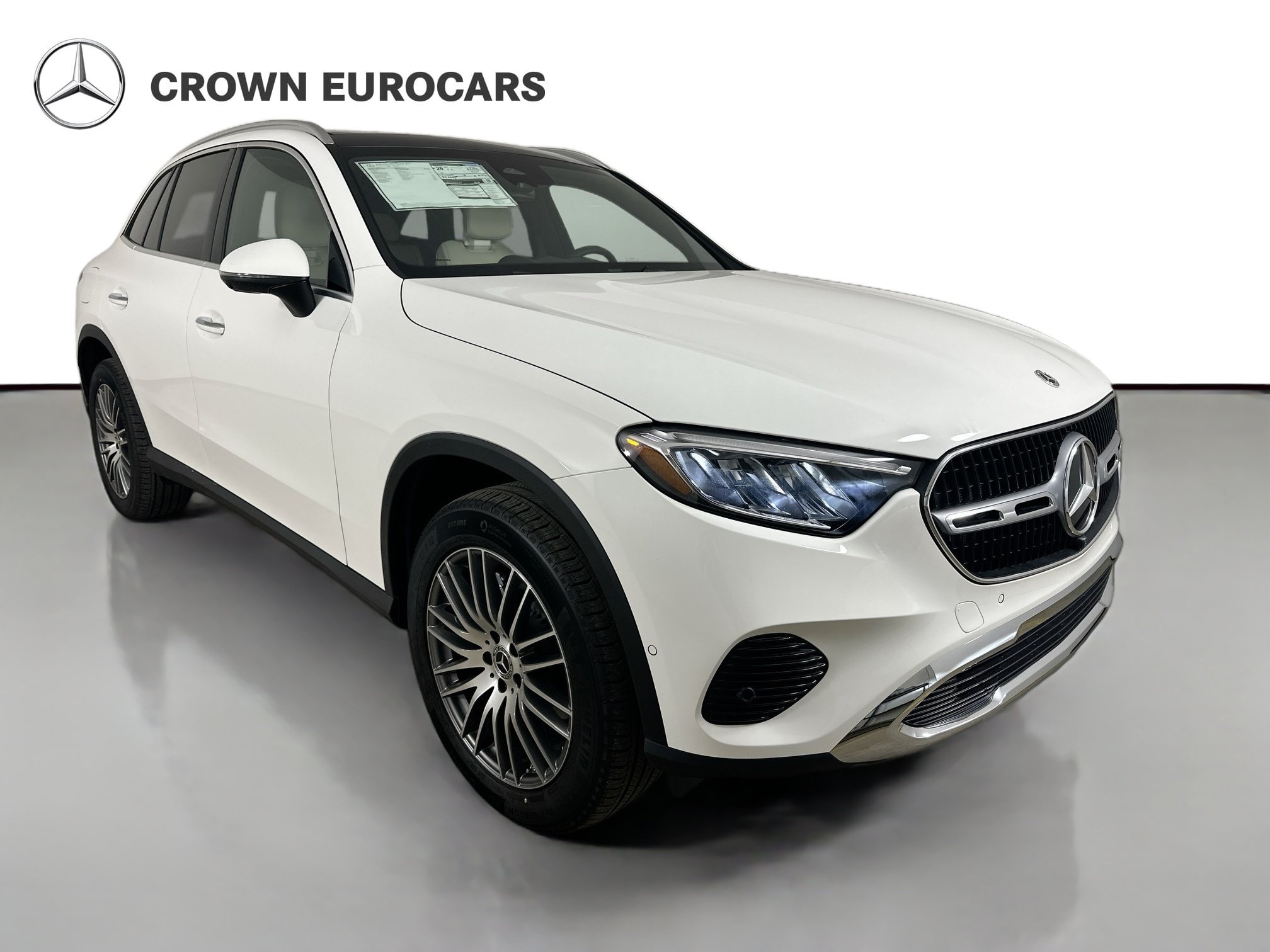 Used 2026 Mercedes-Benz GLC 300 4MATIC image 3
