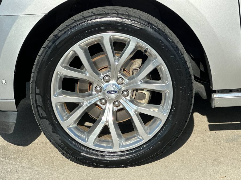 Used 2018 Ford Expedition Platinum RWD image 28