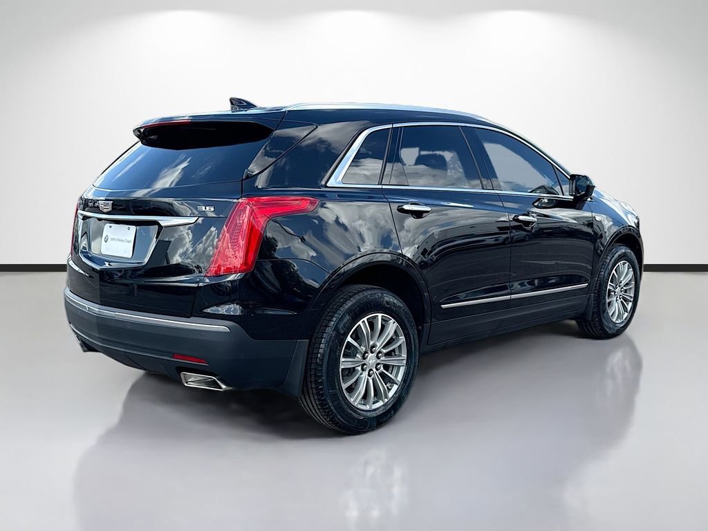 Used 2019 Cadillac XT5 Luxury image 3