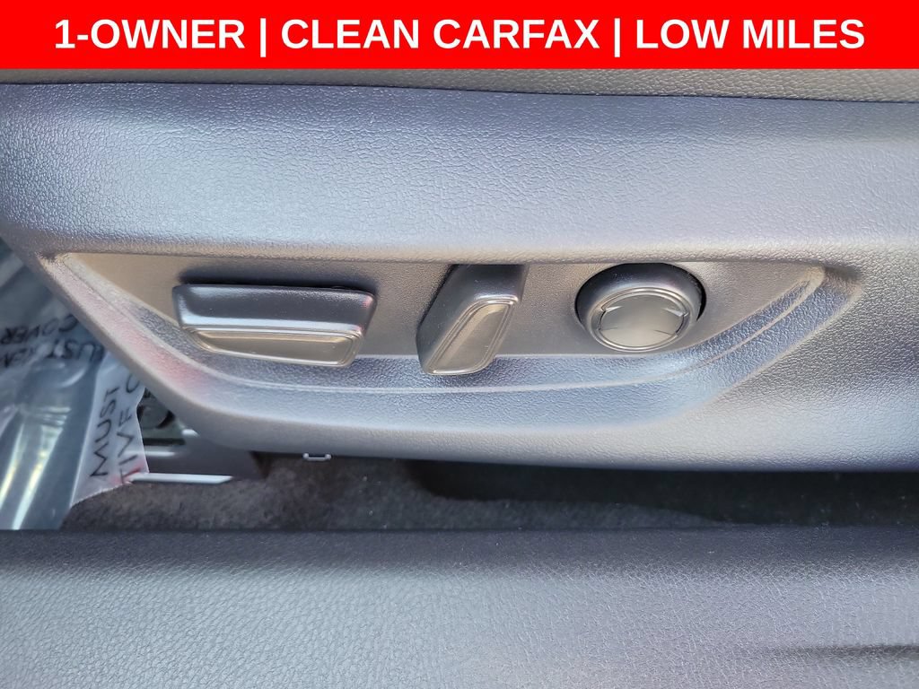 Used 2025 Toyota Camry SE FWD image 20