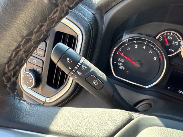 Used 2022 Chevrolet Silverado 1500 LT AWD/4WD image 24