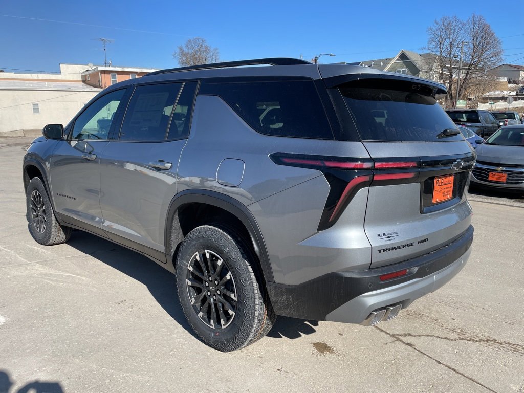 New 2026 Chevrolet Traverse Z71 w/ Driver Confidence Package image 14