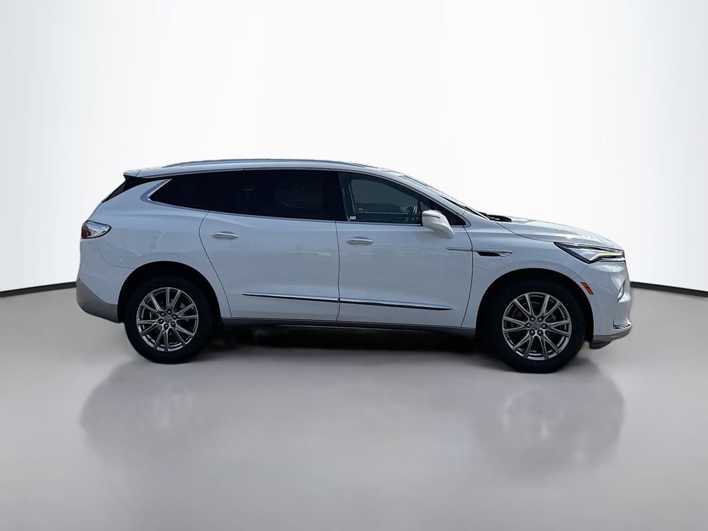 Used 2023 Buick Enclave Essence w/ Experience Buick Package image 8